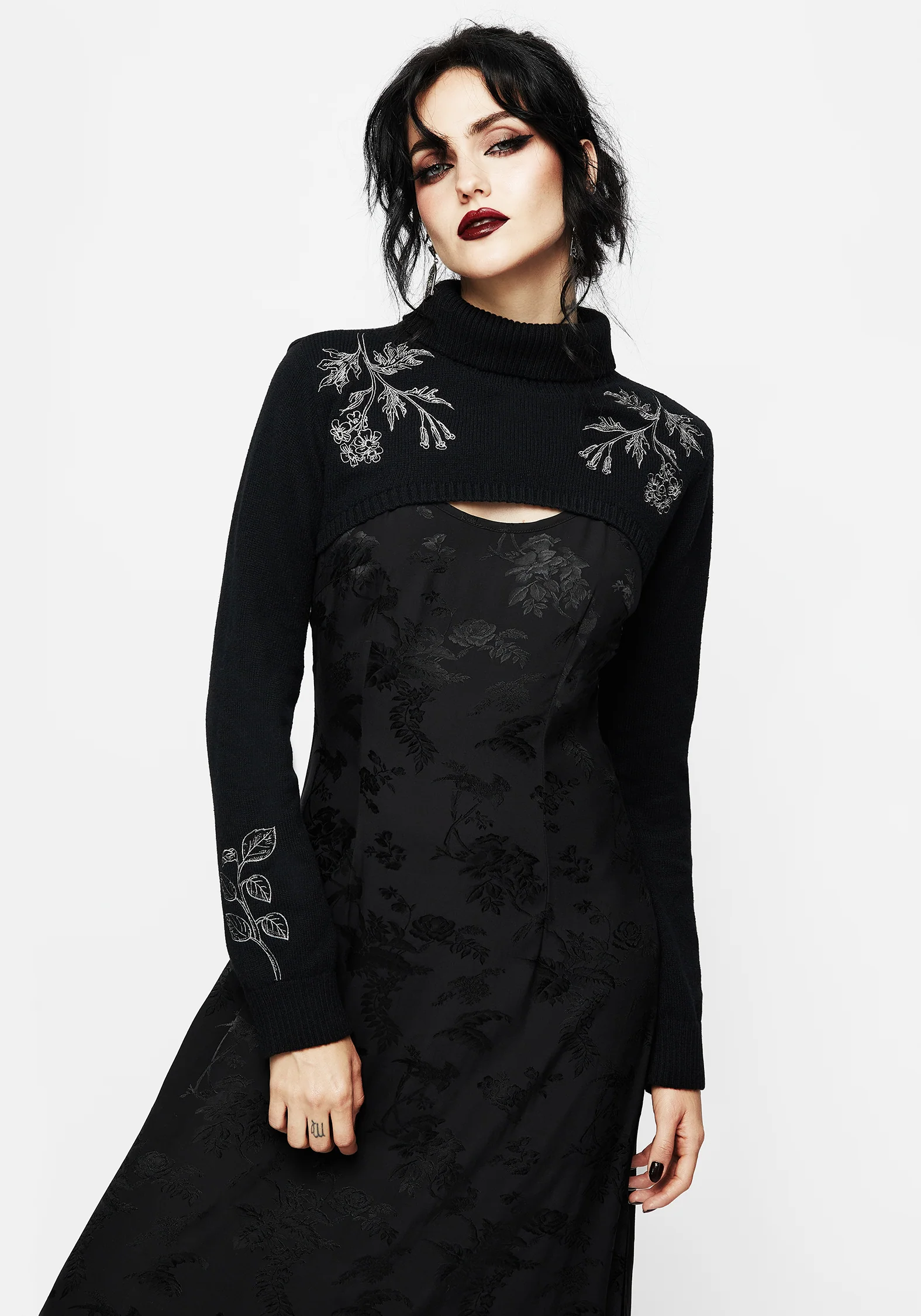 Amalthea Embroidered Roll Neck Extreme Crop Sweater - Image 7