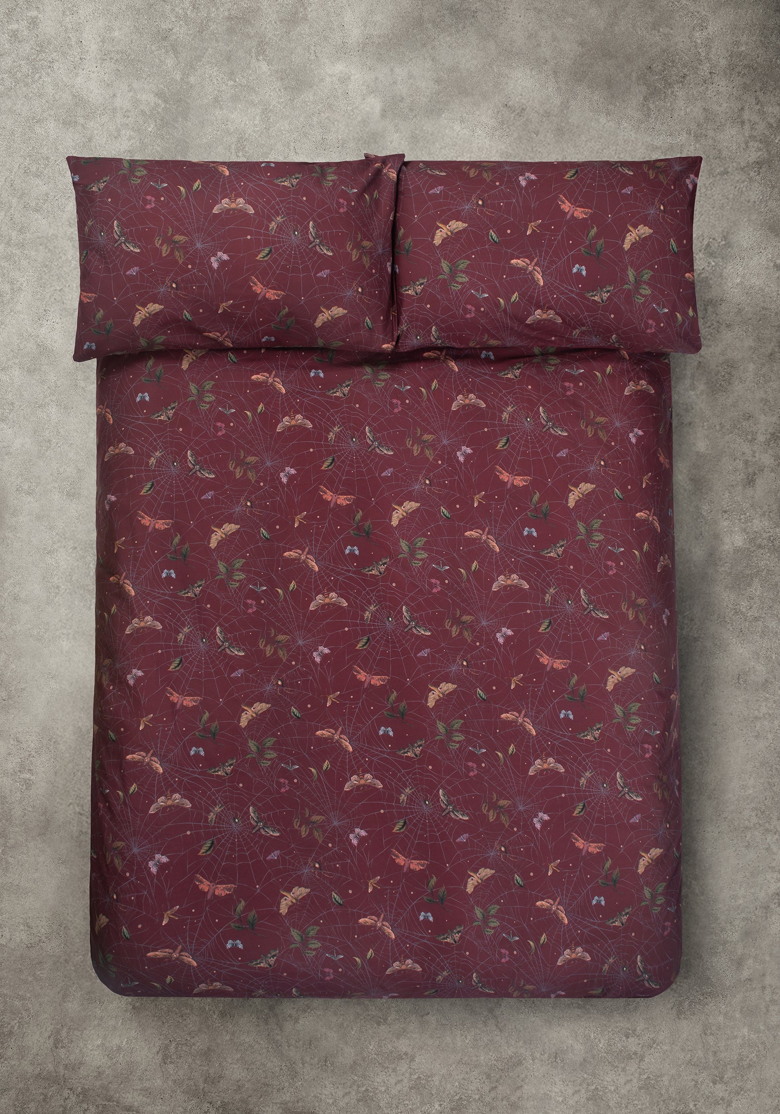 Celia Moth Web Bedding (US King) - Image 4