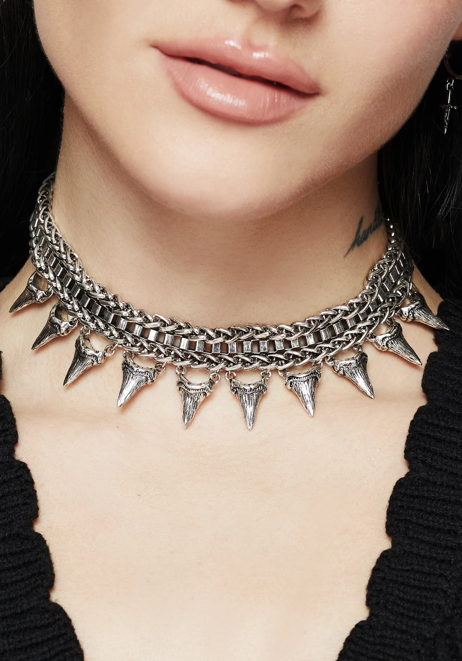 Shark Tooth Choker - Image 5