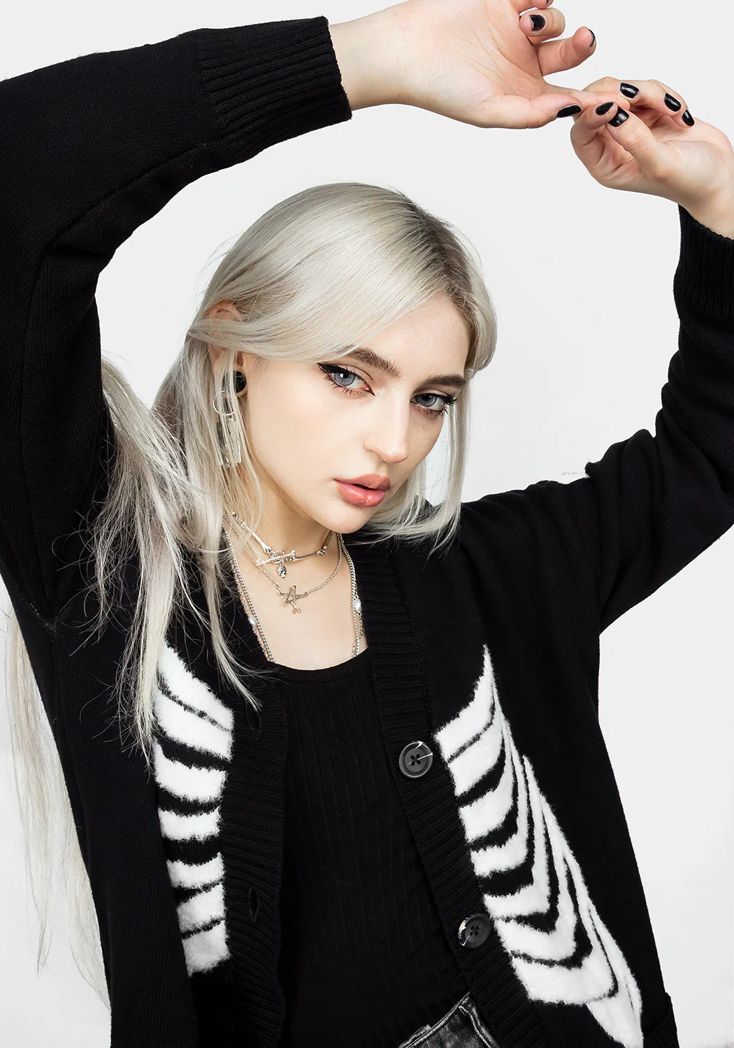 Skeletus Oversized Cardigan - Image 5