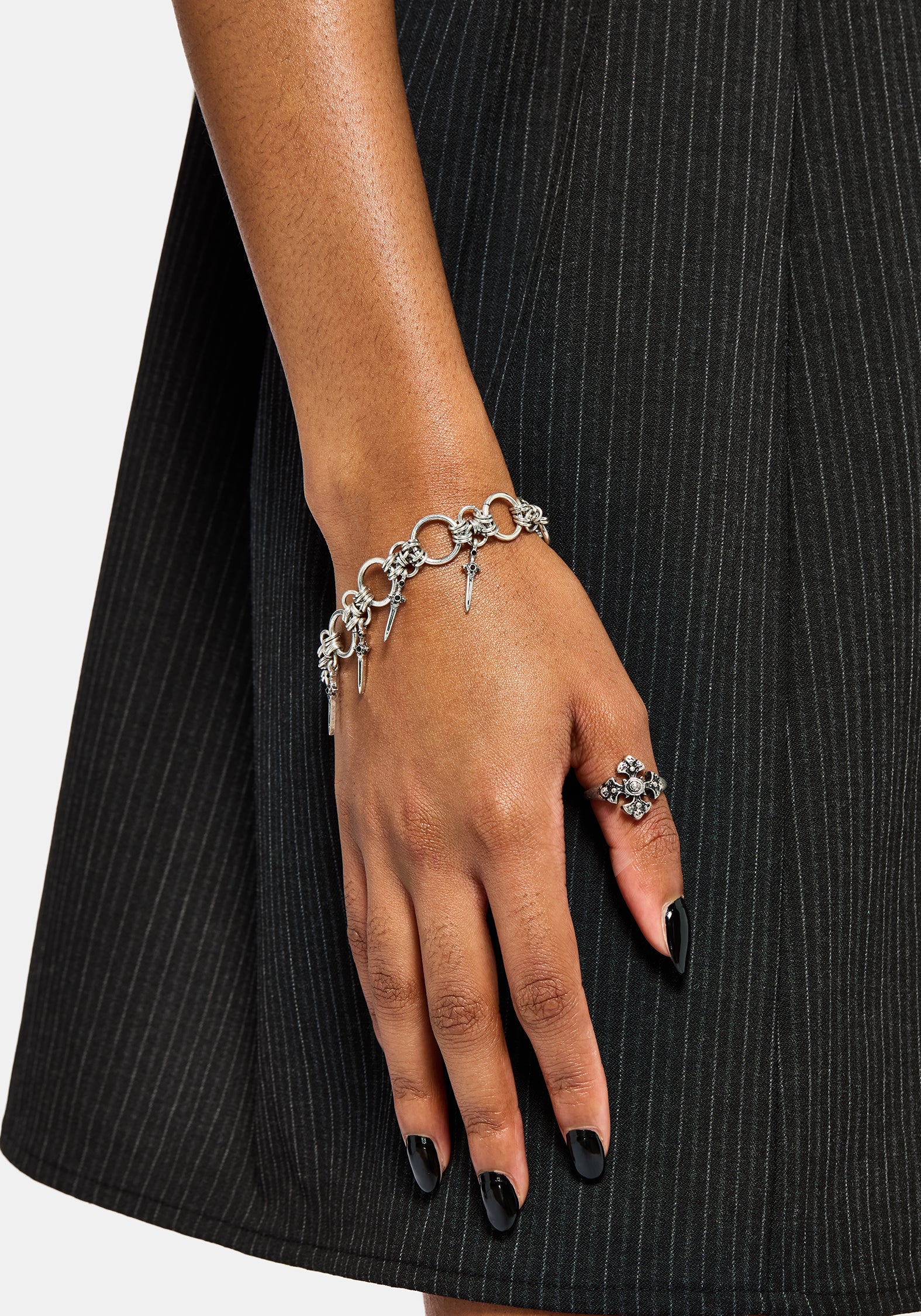 Vanthrax Chainmail Sword Bracelet - Image 5